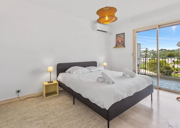 Apartamento Le Thalassa - Spacious - Sea View - Ac - Parking - Pool *