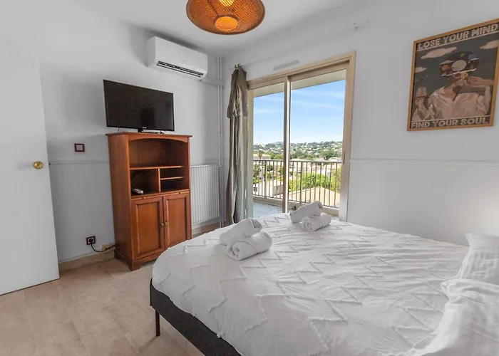 Le Thalassa - Spacious - Sea View - Ac - Parking - Pool Apartamento Antibes