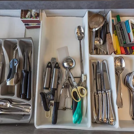 Le Thalassa - Spacious - Sea View - Ac - Parking - Pool Antibes