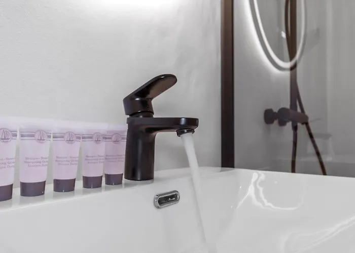 Appartement Le Thalassa - Spacious - Sea View - Ac - Parking - Pool Antibes